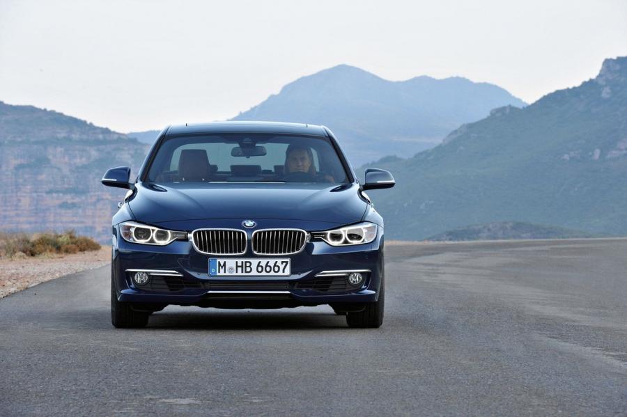  BMW 3-Series 2012 года  (фото 108 из 191)